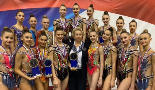 Гимнастка из Дворца пионеров одержала победу на всероссийских соревнованиях 