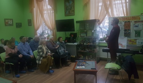 Пенсионеры Гагаринского района встретились с представителем Роспотребнадзора 