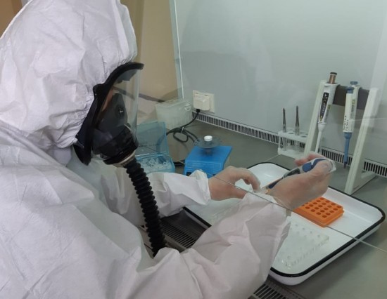 В медучреждения Москвы поставили 100 тыс экспресс-тестов на иммунитет к COVID-19