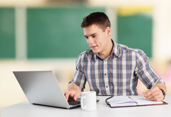 Студенты Губкинского университета сдали квалификационные работы в онлайн-режиме