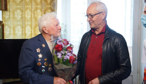 Евгений Герасимов рассказал о стартовавшей акции «Мобильные телефоны – ветеранам»