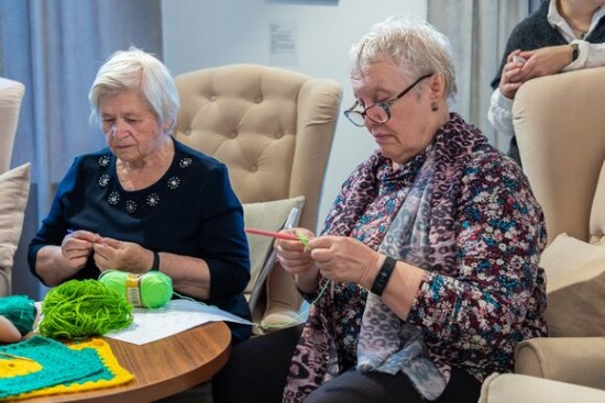 Сенатор Инна Святенко отметила масштаб реализуемых в Москве программ социальной адаптации пожилых