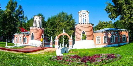 Воронцовский парк организует онлайн-мероприятия для детей и взрослых