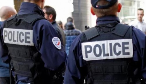 Во Франции провели обыски в офисах и дома у чиновников от здравоохранения