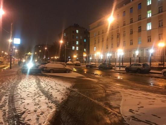 «Жилищник» Гагаринского района вывел на линию всю снегоуборочную технику
