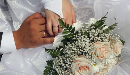 В Москве около 60 пар планируют зарегистрировать брак 7 января 