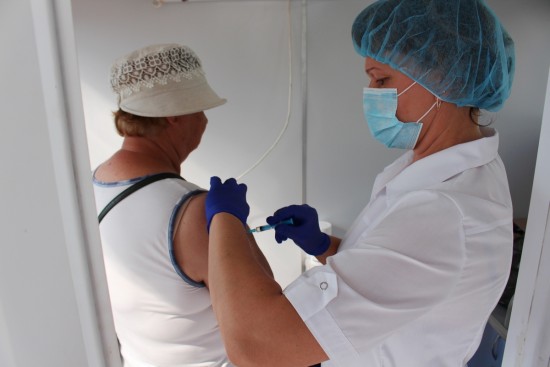 Жители Гагаринского района могут сделать прививку от COVID-19 в третьем филиале поликлиники № 11