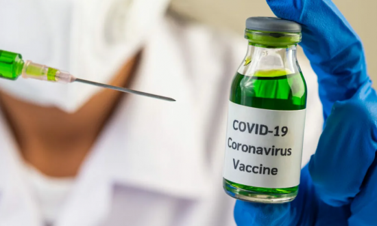 В Губкинском университете работает пункт вакцинации против COVID-19
