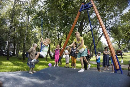 Жители проголосовали за детские площадки в районе Коньково, которые необходимо благоустроить и реконструировать 