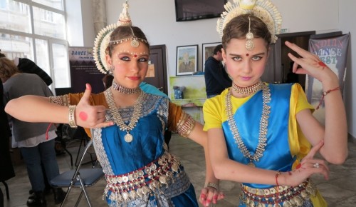 Горожане познакомились с многогранной и яркой индийской культурой в центре «Лира»
