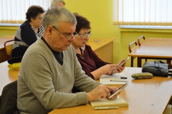 Пенсионеры района Коньково осваивают гаджеты
