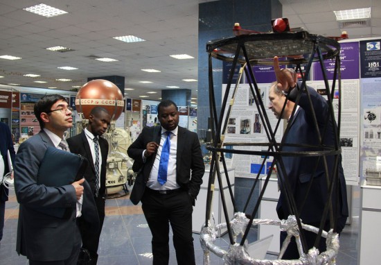 Делегация космического агентства Анголы узнала о работе ИКИ РАН