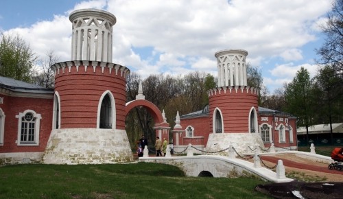 Горожане могут совершить экскурсию с виртуальным гидом по Воронцовскому парку