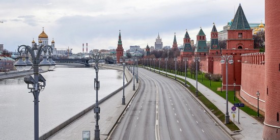 Работа большинства предприятий и организаций столицы временно ограничена