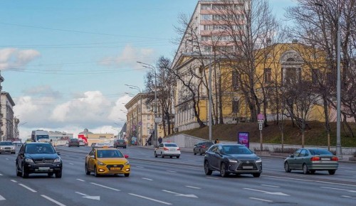 В Мосгордуме отметили что цифровые рабочие пропуска продлят автоматически до 31 мая