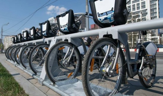Прокаты велосипедов и самокатов заработали в Москве в полном объеме