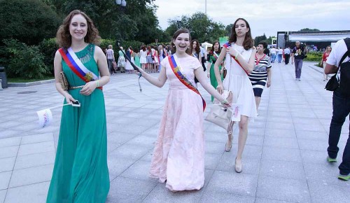 Ракова: в Москве 24 июля пройдет выпускной в Парке Горького