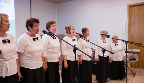 Впервые в нашем округе прошел вокальный конкурс для участников проекта «Московское долголетие»