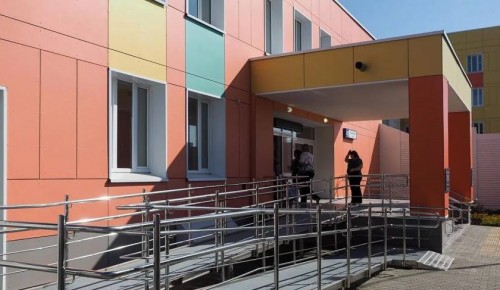 В новом учебном году восемь реабилитационно-образовательных учреждений Москвы примут на учебу ребят с инвалидностью