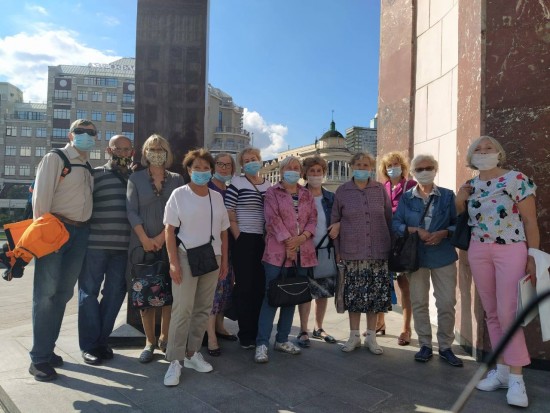 «Долголеты» района Коньково прогулялись по Арбату