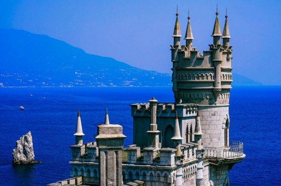 Депутат МГД Олег Артемьев отметил перспективы сотрудничества Москвы и Крыма в сфере туризма