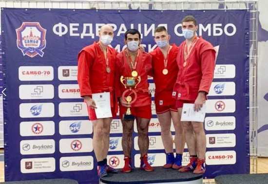Представители университета МВД завоевали медали на чемпионате Москвы по самбо