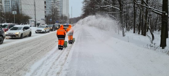 С территории района с начала года вывезено 11004,5 кубов снега