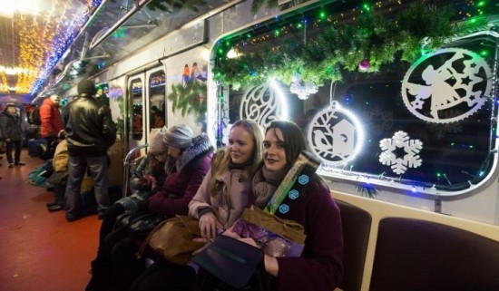 В канун Рождества поездки на метро и МЦК совершили 313 тысяч пассажиров