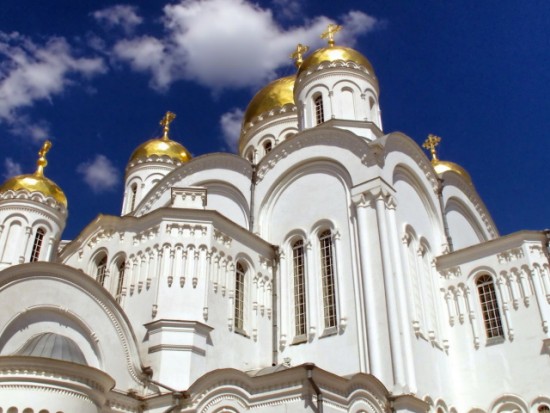 Патриарх Московский и всея Руси призвал воздержаться от посещения храмов