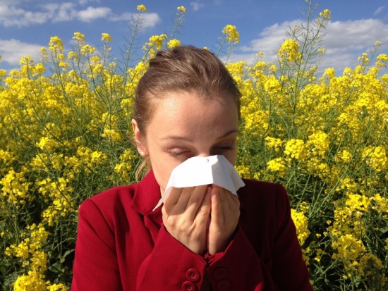 Защитные маски могут помочь в сезон аллергии 