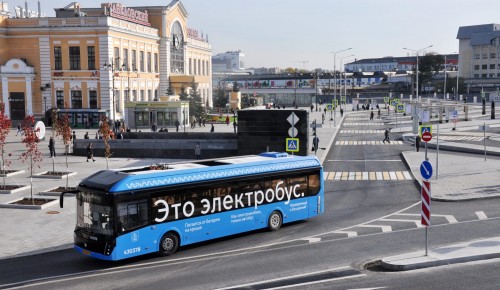 Собянин: До конца года в Москве будет около 600 электробусов