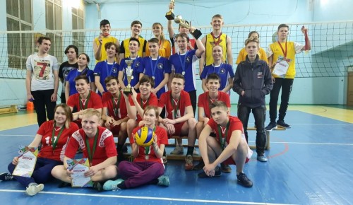 Котловский «Импульс» стал лучшим среди школьных клубов Москвы