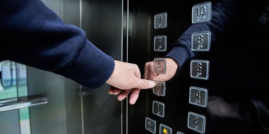 Жители Котловки могут узнать о замене лифтов в доме благодаря интерактивной карте