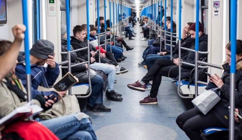 С 2021 года в Московском метрополитене снова появятся женщины-машинисты 