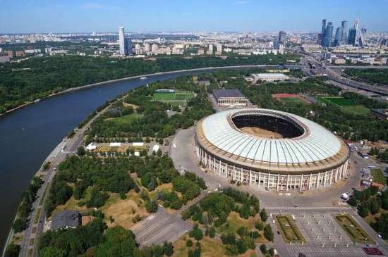 Собянин открыл спортивный праздник для молодежи в Лужниках