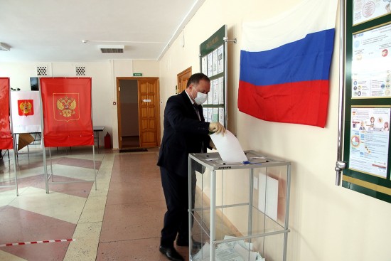 Международные эксперты: Конфиденциальность голосования на участках соблюдена 