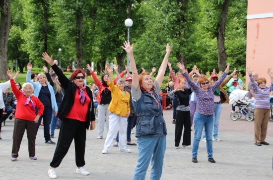 Проект "Московское долголетие" дал рекомендации для пенсионеров Ломоносовского района