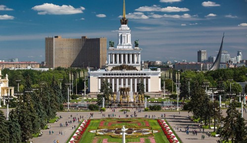 Сергунина: Москвичи определят любимые площадки на ВДНХ