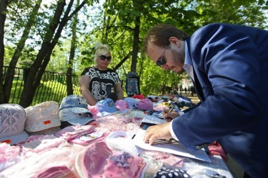 Горожанам порекомендовали не покупать продукцию в незаконных торговых точках