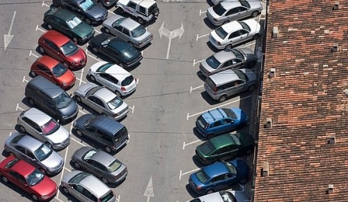 До конца года в Черёмушках организуют 53 парковочных места