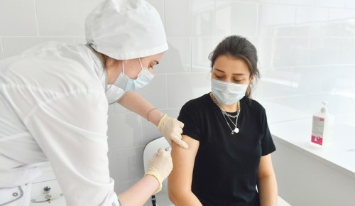 Депутат МГД Шарапова: В 2021 году Москва направит более 10 млрд рублей на массовую вакцинацию от COVID-19