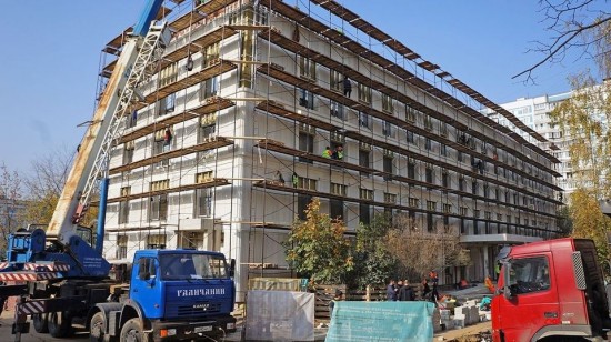 Собянин: Реконструкция 11 городских поликлиник будет закончена в ноябре