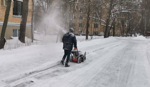 Работники "Жилищника" Ломоносовского района готовы к любой непогоде