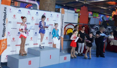 Спортсмены ФОКа «Рекорд» успешно выступили на Первенстве Москвы по фигурному катанию на роликах