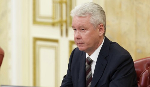 Сергей Собянин перенес срок введения новых правил размещения вывесок за пределами ТТК на год