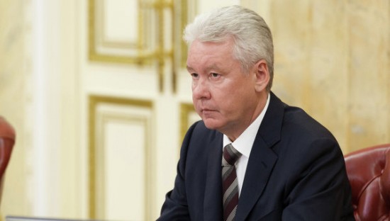 Сергей Собянин перенес срок введения новых правил размещения вывесок за пределами ТТК на год