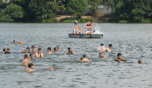 Московские спасатели рассказали о правилах поведения на воде