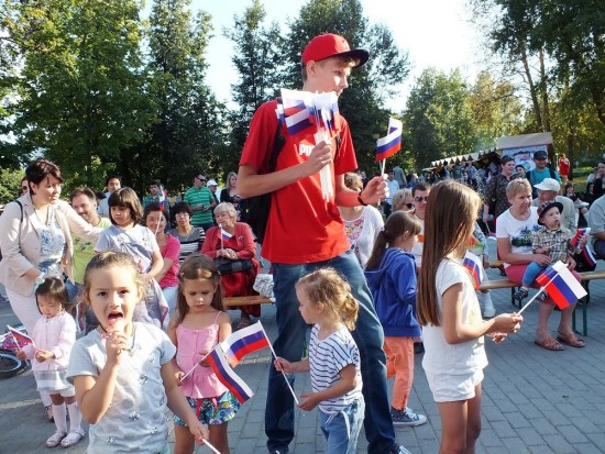 В Воронцовском парке прошло празднование Дня флага