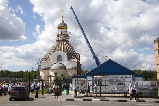 Строительство церкви в честь пророка Божия Илии в ЮЗАО завершается