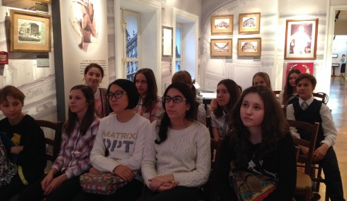Учащиеся школы №121 посетили выставку «Чайковский и Мир»